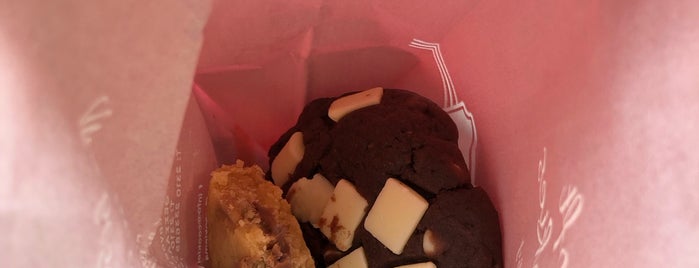 Cookie Man is one of Sweets/Pastries/Pies (SKG) 🥖🥐🍧🍰🍩.