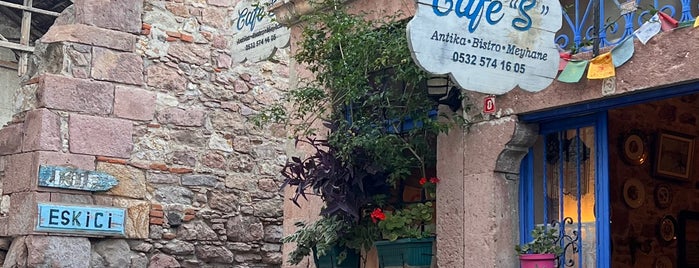 Cafe's is one of Ayvalık.