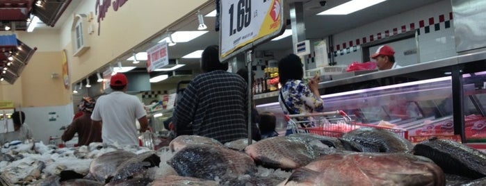 Seafood City is one of Mae’s Liked Places.