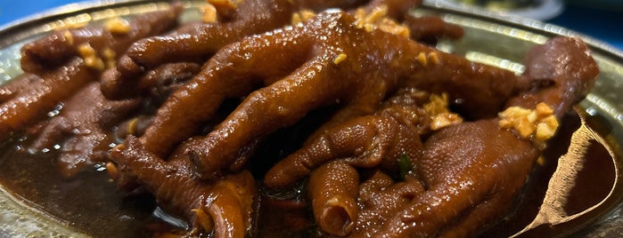 天皇鸡脚果条汤 is one of Penang Food.