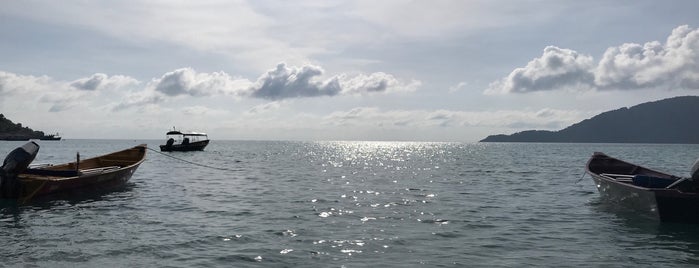 Pulau Perhentian Kecil (Small Perhentian) is one of Малайзия.