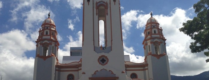 Panteón Nacional is one of Posti che sono piaciuti a Andres.