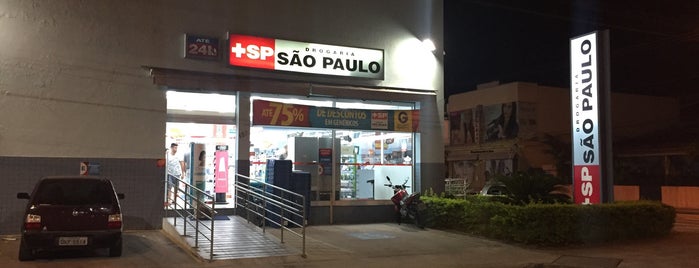 Drogaria São Paulo is one of สถานที่ที่ Clareane ถูกใจ.