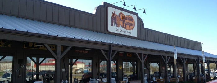 Cracker Barrel Old Country Store is one of HOWDY! Welcome to AGGIELAND!.