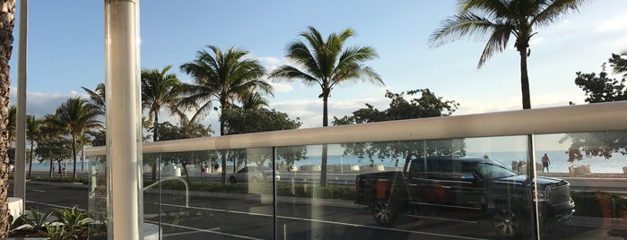 Hilton Fort Lauderdale Beach Resort is one of สถานที่ที่ Mike ถูกใจ.
