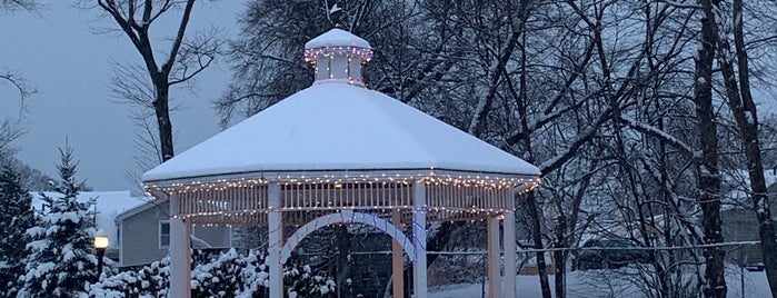Beverly Gazebo is one of North Shore.