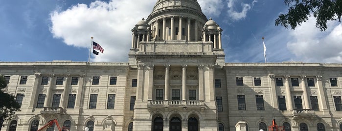 Rhode Island State House is one of Tempat yang Disukai Mike.