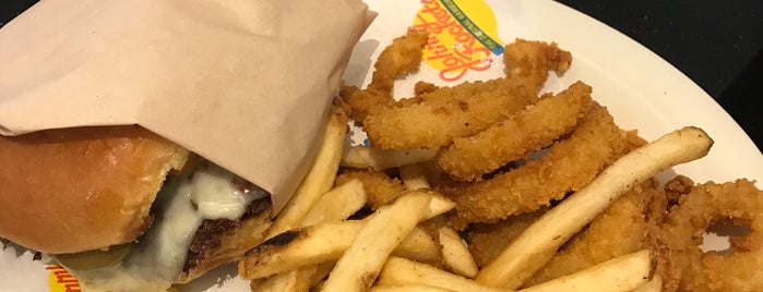 Johnny Rockets is one of Cenkerさんのお気に入りスポット.