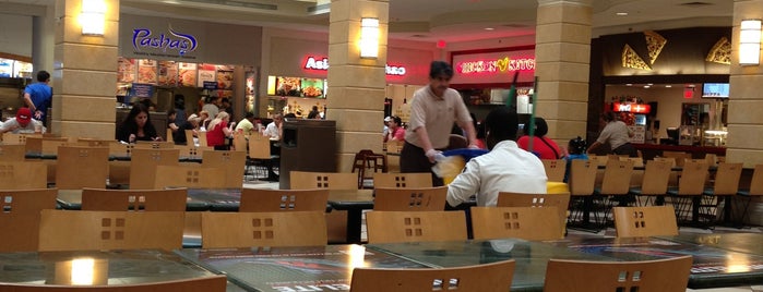 Aventura Mall Food Court is one of Shopping.