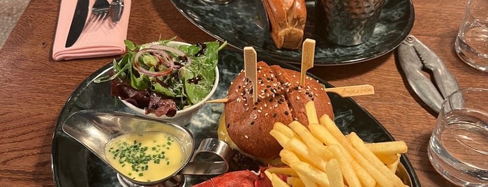 Burger & Lobster is one of London food.