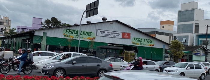 Feira Livre Municipal is one of Santa Catarina.