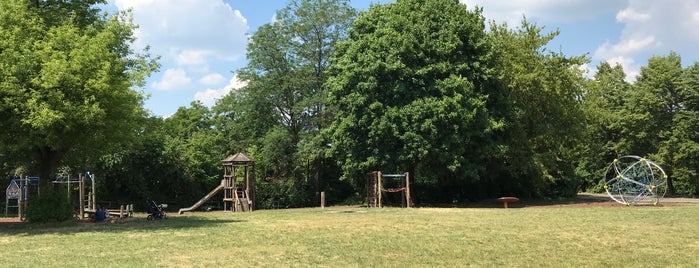 Andreas-Hofer-Platz is one of Spielplatz Berlin.