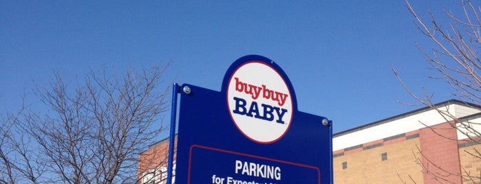 buybuy BABY is one of Tempat yang Disukai Donovan.