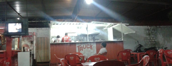 Truck's Lanches is one of Hamburgueria.