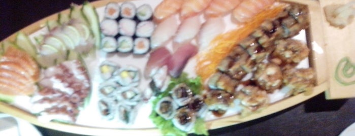 Nagoya Sushi Bar is one of Locais curtidos por Luiz Fernando.