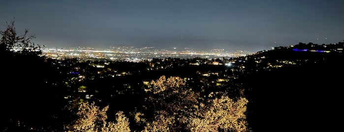 Mulholland Scenic Overlook is one of Los Angeles.