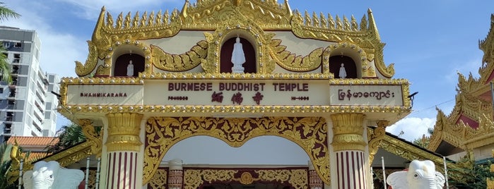 Dhammikarama Burmese Buddhist Temple (缅佛寺) is one of Orte, die Kevin gefallen.