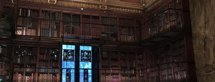The Morgan Library & Museum is one of Tempat yang Disukai Andres.