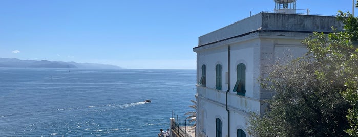 Faro Di Portofino is one of Amalfi.