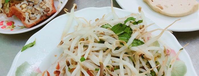 Bánh Cuốn Tây Hồ is one of Quán ăn ở Sài Gòn.