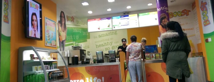Boost Juice is one of Matthewさんのお気に入りスポット.