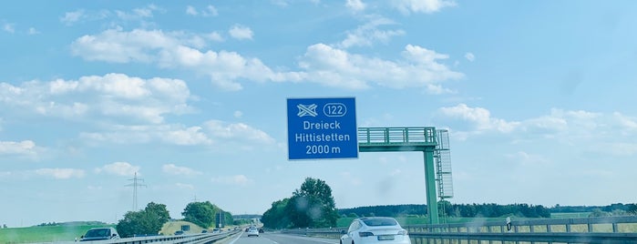 Dreieck Hittistetten (122) (-) is one of Autobahndreiecke in Deutschland.