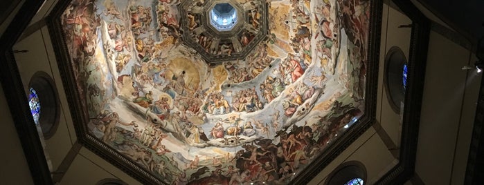 Cattedrale di Santa Maria del Fiore is one of Gustavo'nun Beğendiği Mekanlar.