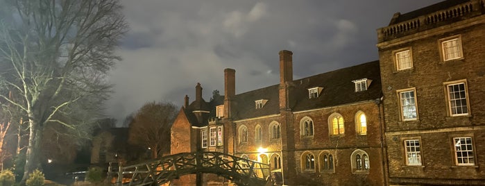 Mathematical Bridge is one of Tempat yang Disukai mika.