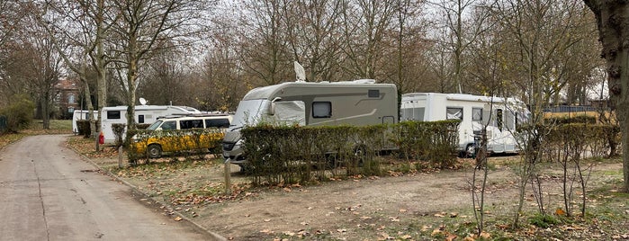 Camping de Paris is one of Paris - Neuilly.