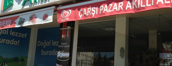 Çarşı Pazar Alışveriş Merkezi is one of Veni Vidi Vici İzmir 4.