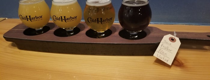 Cold Harbor Brewery is one of สถานที่ที่ Matt ถูกใจ.