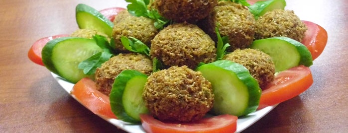 Filistin Lokantası Geleneksel Filistin Yemekleri is one of Falafel dediler.