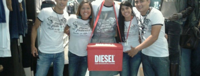 Diesel is one of Supermercados, almacenes y tiendas.