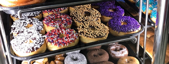 Winchell's Donuts is one of Hanna : понравившиеся места.
