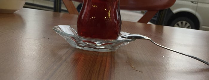 Tarihi Derince Börekçisi is one of Locais curtidos por Tahsin.