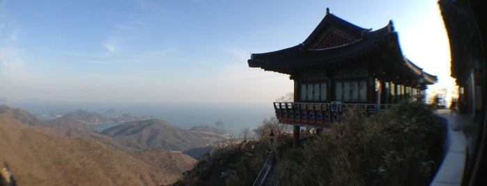 보리암 (菩提庵) is one of 한국 33 관음 성지 / Korean 33 Kannon Pilgrimage Sites.