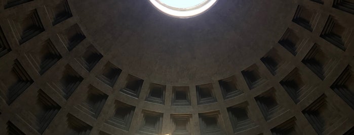 Pantheon is one of Orte, die Stephen gefallen.