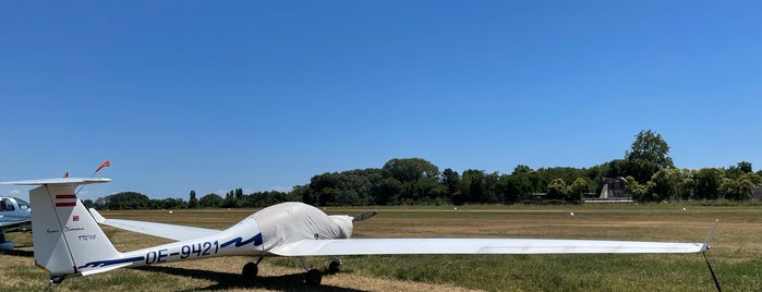 Aeroporto di Venezia Lido is one of Aeroportos.