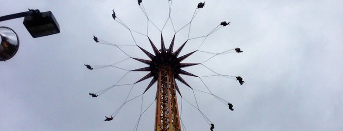 Sky Screamer is one of Chesterさんのお気に入りスポット.