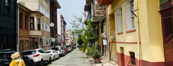 Perihan Abla’nın Evi is one of İstanbul Beylerbeyi.