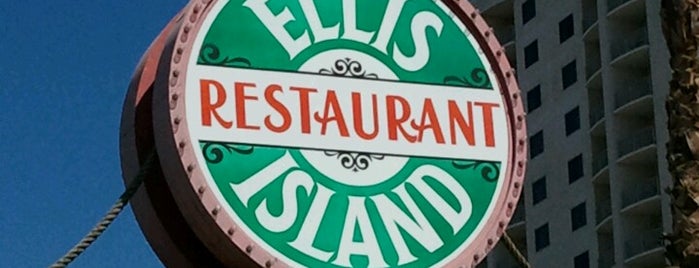 Ellis Island Restaurant is one of Lieux sauvegardés par Rohit.