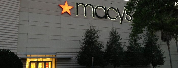 Macy's is one of Orte, die Kris gefallen.