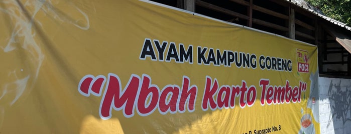 Ayam Goreng Kampung Mbah Karto is one of Kuliner Solo.