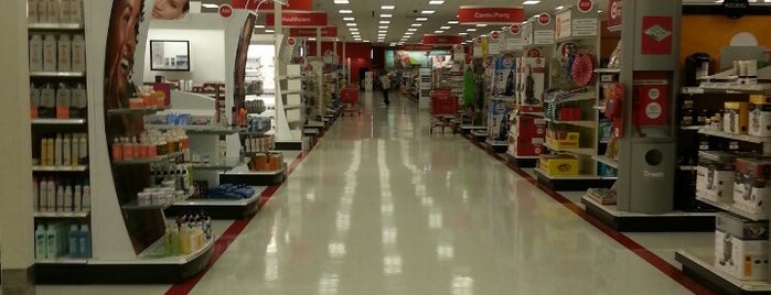 Target is one of Lugares favoritos de Michael.