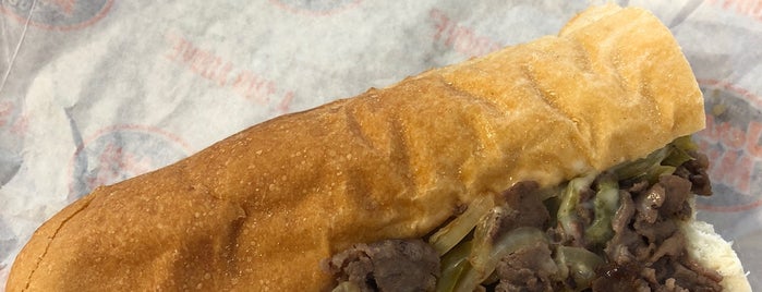 Jersey Mike's Subs is one of Lugares favoritos de Jeiran.