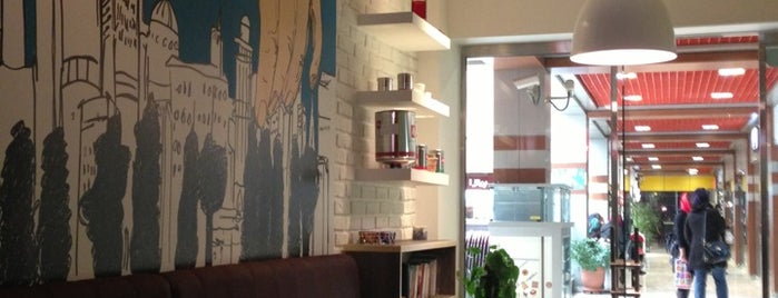 Nula Lounge Café | کافه نولا لانژ is one of Mohsen'in Kaydettiği Mekanlar.