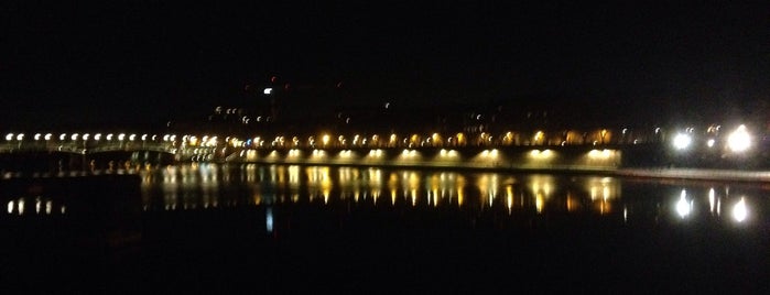 Pont Neuf is one of Toulouse.