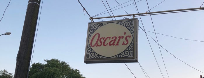 Oscar's is one of Lieux sauvegardés par Cedric.