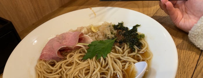 麺と向かって鰹 is one of ラーメン（愛媛）.