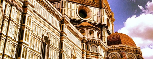 Флоренция is one of Italy.